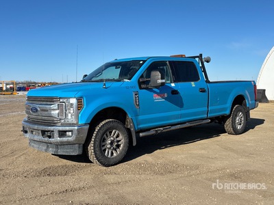 2019 Ford F-250 XLT 4x4 Crew Cab Pickup
