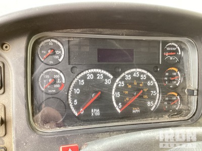 Etnyre 2000 gal on 2022 Freightliner M2 106 4x2 Asphalt Distributor Truck