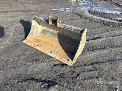 Cat 46 in Cleanup Excavator Bucket - Fits cat 303.5