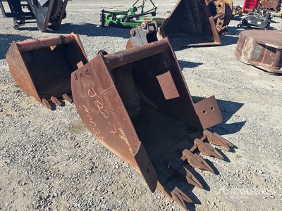 36 in Excavator Bucket