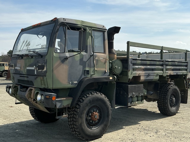 2007 Stewart & Stevenson M1078A1 LMTV 4x4 Cargo Truck