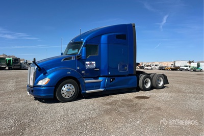 2020 Kenworth T680 6x4 T/A Sleeper Truck Tractor
