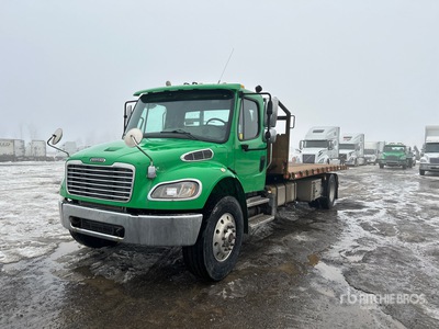 2019 Freighliner M2 106 4x2 Platte vrachtwagen