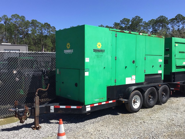 2015 Cummins C300D6R 300 kW Mobile Generator Set 2015 Cummins C300D6R 300 kW Mobile Generator Set
