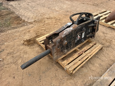 Okada ORV1000 Hydraulic Breaker