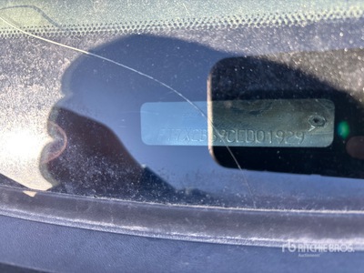 2012 Ford F-250 XLT 4x4 Extended Cab Flatbed Truck