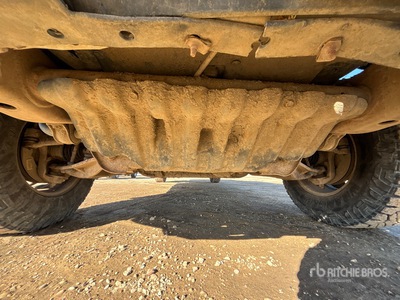 2015 GMC 3500HD 4x4 Crew Cab Flatbed Truck