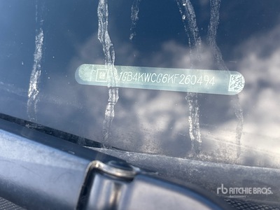 2019 Chevrolet Silverado 3500HD LT 4x4 Crew Cab Flatbed Truck