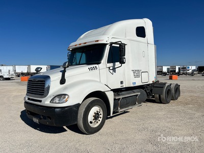 2004 Freightliner Columbia 120 6x4 T/A Sleeper Truck Tractor