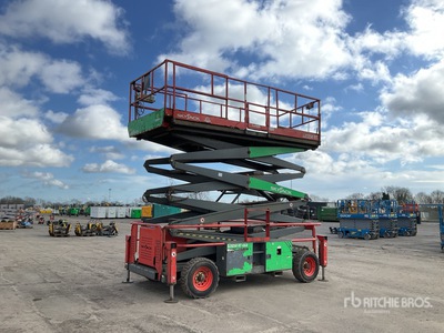 2015 Skyjack SJ9250 Scissor Lift