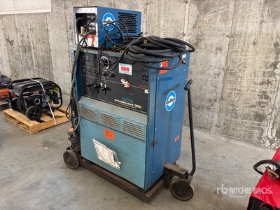 Miller Syncrowave 300 300 A Mobile Multi-Process معدة لحام كهربائي