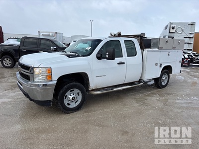 2013 Chevrolet Silverado 1500 4x2 Extended Cab Utility Truck