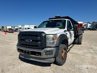 2014 Ford F-450 4x2 شاحنة قلابة حمولة خفيفة