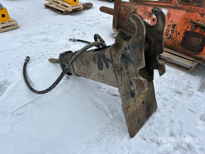 WBM 14 in Backhoe Hydraulic Breaker - Fits Cat 430D