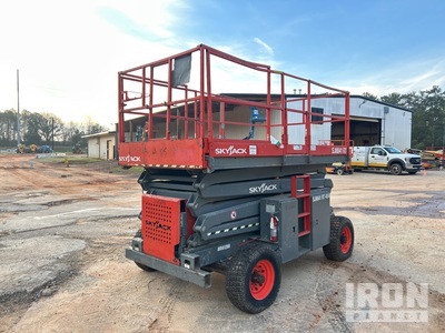 2016 Skyjack SJ8841 Diesel 4x4 Scissor Lift