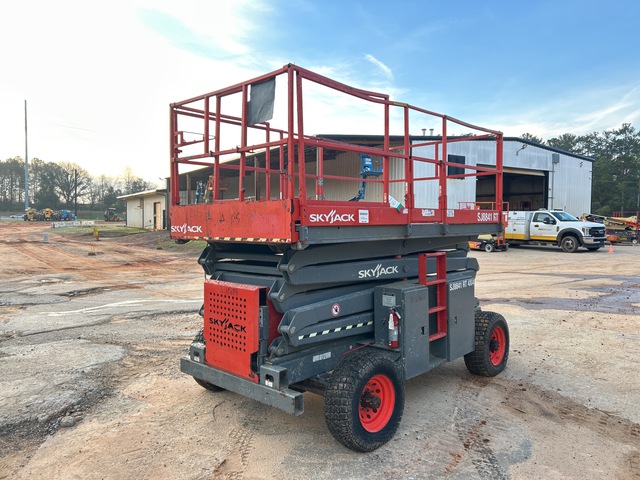 2016 Skyjack SJ8841 Diesel 4x4 Scissor Lift