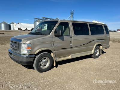 2012 Ford E-350 11 Passenger Van