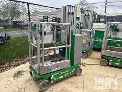 2015 Genie GR20 Vertical Mast Lift