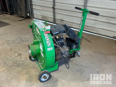 2021 W.M. Meyer Versa-Vac Insulation Vacuum