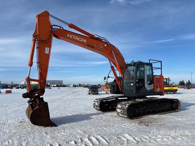 2013 Hitachi ZX225USLC-3 Excavatrice sur chenilles