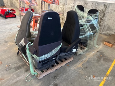Quantity of (2) Pallets of 7 Truck Seats بنود متنوعة - قطع المعدات