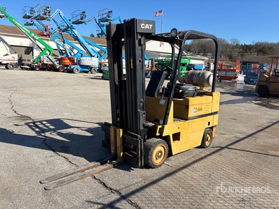 Cat T50D 4350 lb Pneumatic Tire Carrelli Elevatori (Inoperable)
