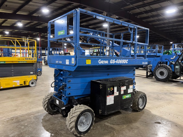 2016 Genie GS4069DC Electric Scissor Lift