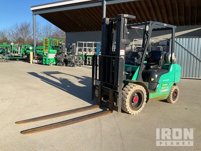 2016 Mitsubishi FG25N 4950 lb Pneumatic Tire Gabelstapler