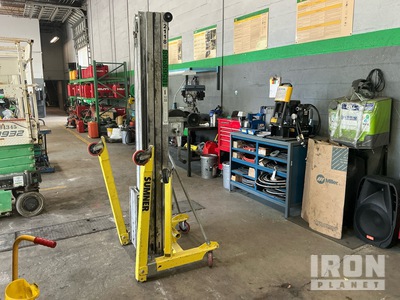 2023 Sumner 2118 Monte-charge pour matériaux