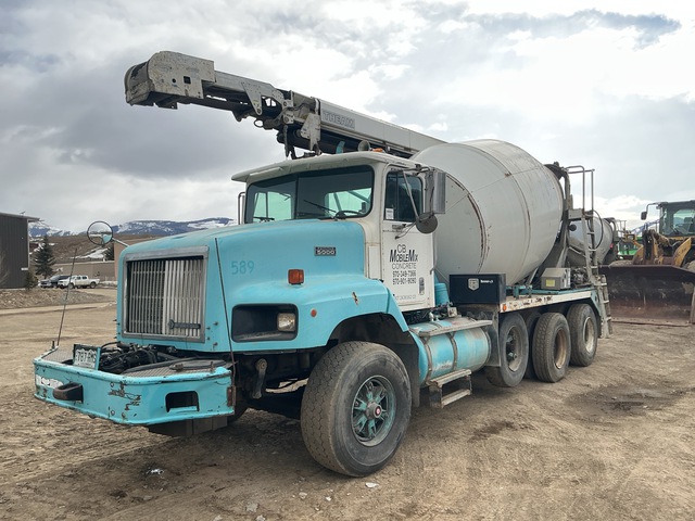 1998 International 5000 8x4 Concrete Conveyor Truck