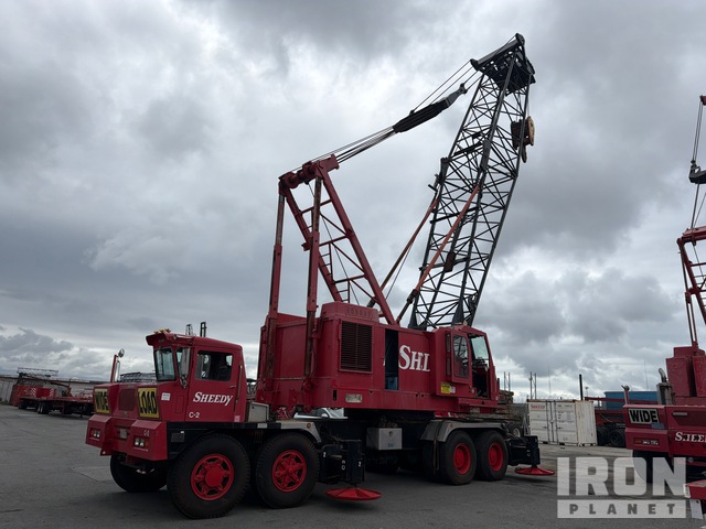 1990 American 8470 180 ton Lattice-Boom Truck Crane