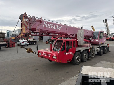 2008 Link-Belt HTC-8690 90 ton 8x4 Hydraulic Truck Crane