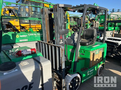 2017 Mitsubishi FBC25N 4400 lb Electric Forklift (Inoperable)
