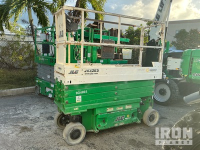 2016 JLG 2632ES Electric Scissor Lift