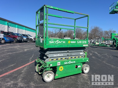 2015 Skyjack SJIII-3219 Electric Scissor Lift