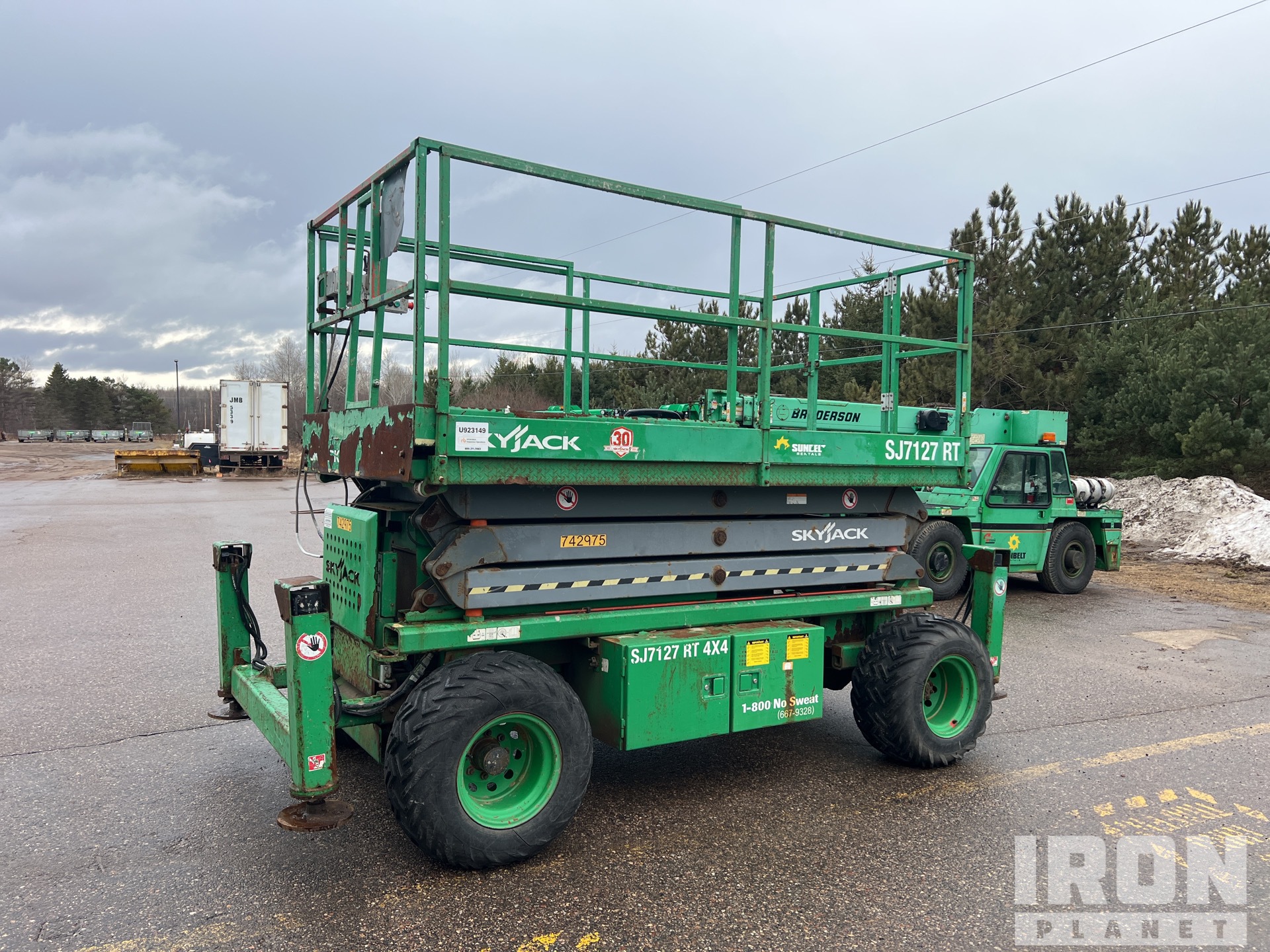2015 Skyjack SJ7127 RT Dual Fuel 4x4 Scissor Lift in Weston