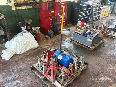 Quantity of (3) Jack