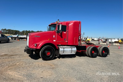 2008 Kenworth T800 6x4 T/A Sleeper Truck Tractor