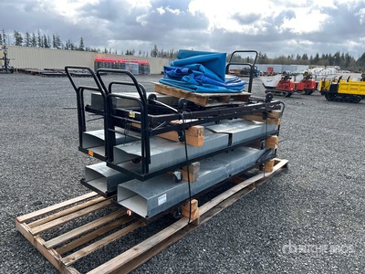 Quantity of Chair Racks Altro materiale