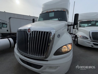 2018 International RH613 4x2 S/A Dagcabine Trekker