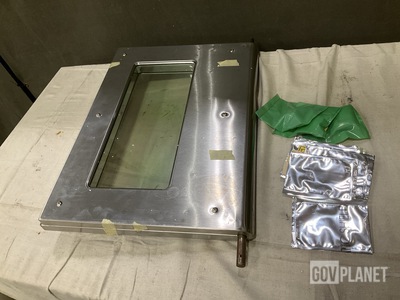 (1) Oven Door, (26) Resistors, (12) Light Lenses & Assorted Items