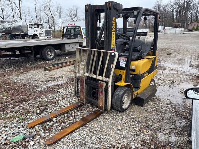 2020 Yale GLC060VXNEAE085 5550 lb Cushion Tire Forklift (Inoperable)