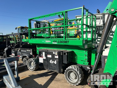 2017 Genie GS-3369RT 4x4 Dual Fuel Scissor Lift (Inoperable)