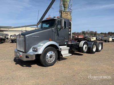 2003 Kenworth T800 8x4 Day Cab Truck Tractor