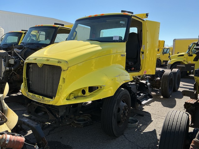 2019 International RH613 6x4 T/A Day Cab Truck Tractor (Inoperable)
