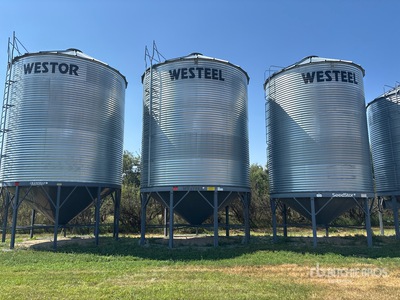 Westeel +/- 4900 bu 5 Ring Hopper Grain Bin