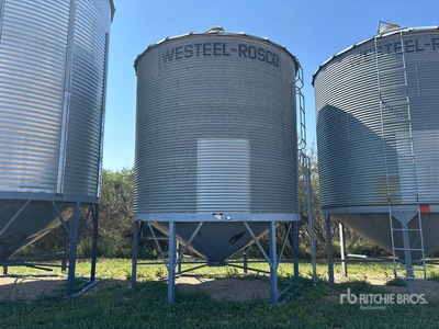 Westeel-Rosco +/- 1800 bu 5 Ring Hopper Grain Bin