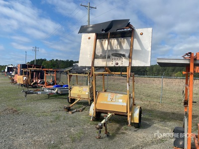 2000 Terex ODLSE25LA Solar Arrow Board