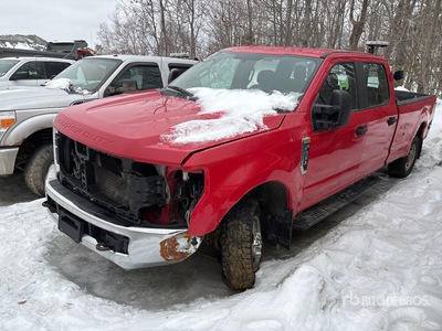 2019 Ford F-250 XL 4x4 Crew Cab Pickup (Inoperable)