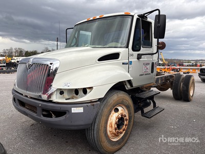 2008 International 4000 4x2 Cab and Chassis (Inoperable)